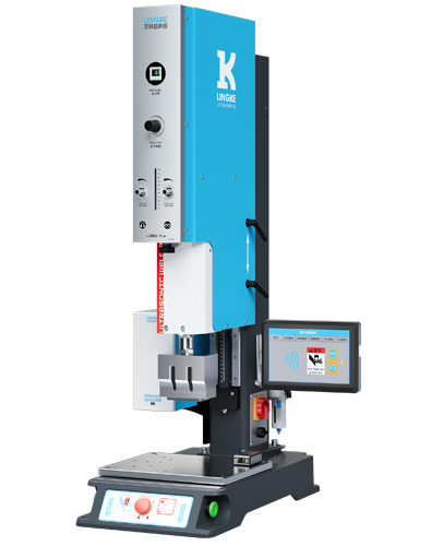 伺服超聲波塑料焊接機 15kHz-3000/4000W L3000 ServoⅡ 超聲波頻率：15/20kHz        超聲波功率：2000W / 3000W /4000W  焊接模式：8種焊接模式：手動、時間、能量、停振、絕對行程、相對行程、多行程、Xn模式  特點：互聯(lián)網(wǎng)遠程運維；底模焊接件偵測；超大人機交互界面；精密多段行程控制；精密多段速度控制；精密多段壓力控制；無縫對接MES系統(tǒng)；智能振幅分階；焊接數(shù)據(jù)存儲導(dǎo)入導(dǎo)出；支持分屏監(jiān)視；詳細運行狀態(tài)監(jiān)視